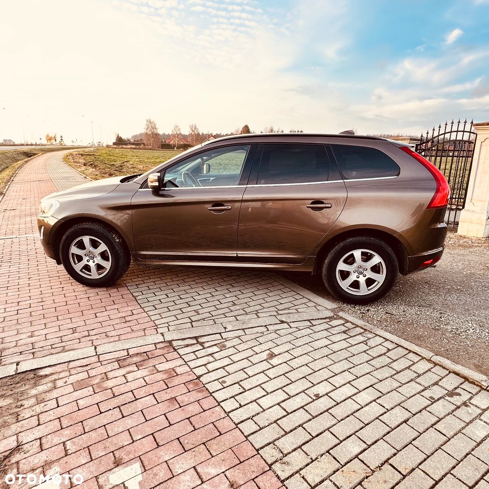 Volvo XC 60 D3 Momentum - 5