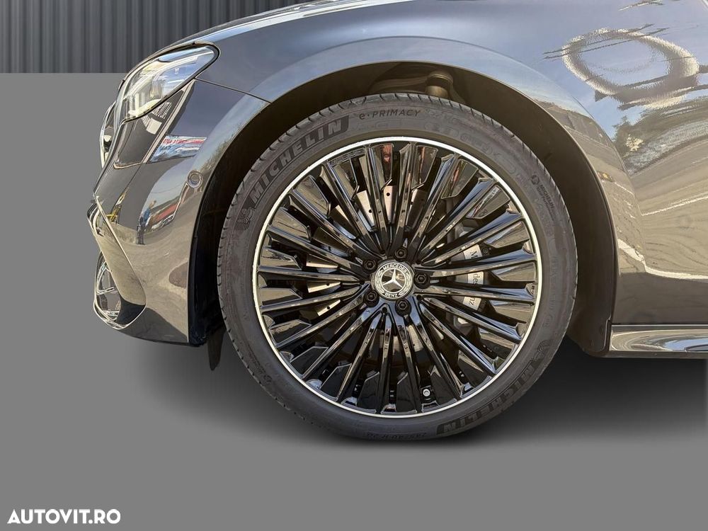 Mercedes-Benz E - 25