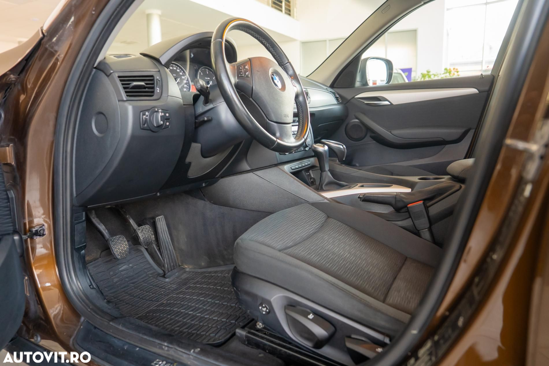 BMW X1 xDrive18d - 13