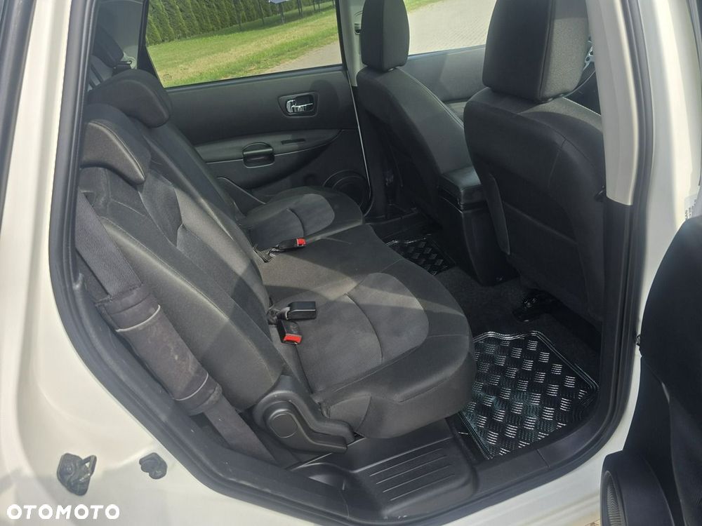 Nissan Qashqai+2 - 19