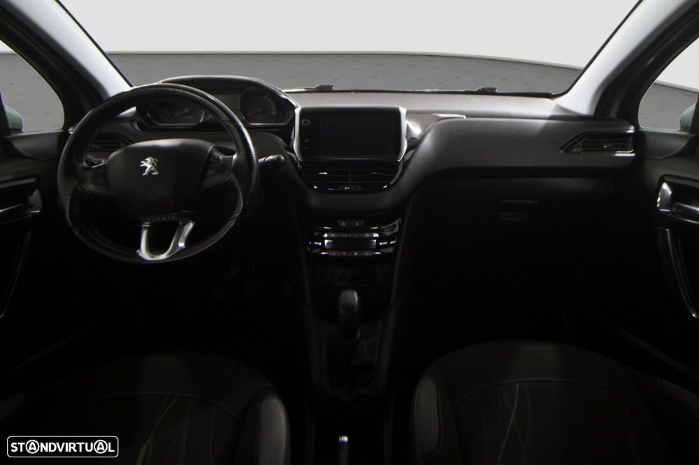Peugeot 208 1.6 e-HDi Active - 11
