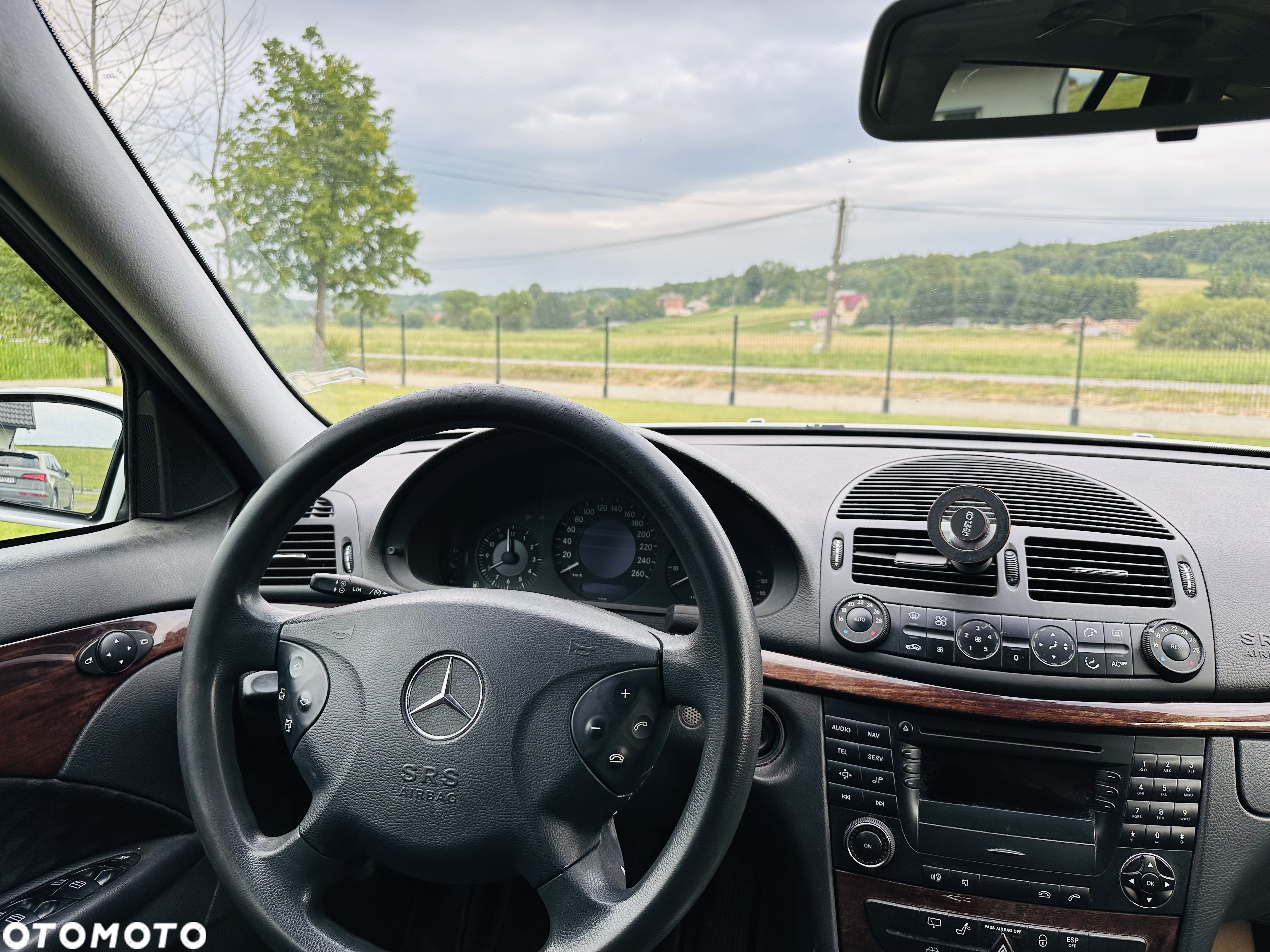Mercedes-Benz Klasa E - 3