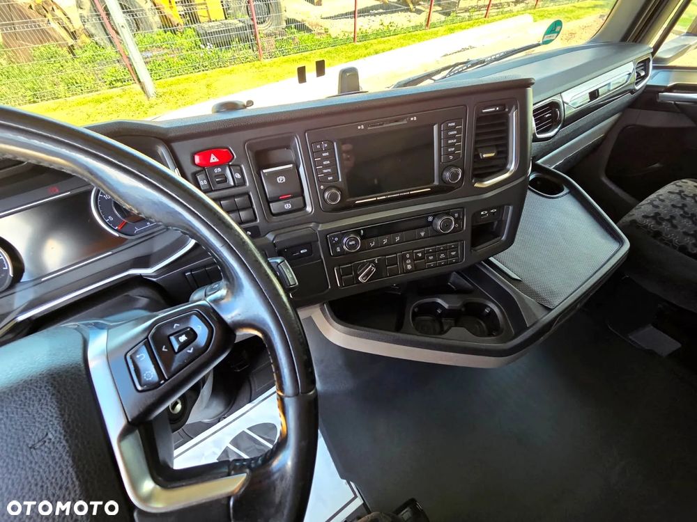 Scania S450 / XENON / ACC / I PAK COOL / NAWIGACJA / OPONY 80% - 15