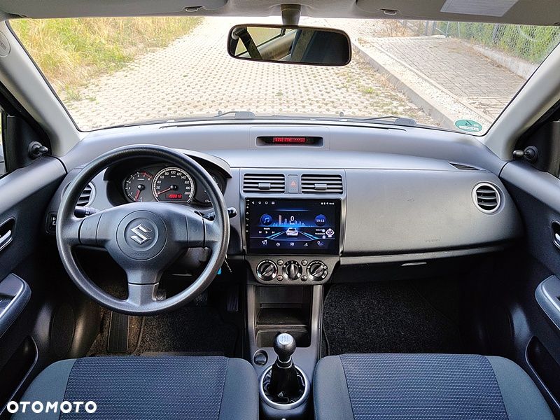 Suzuki Swift 1.3 Comfort - 11