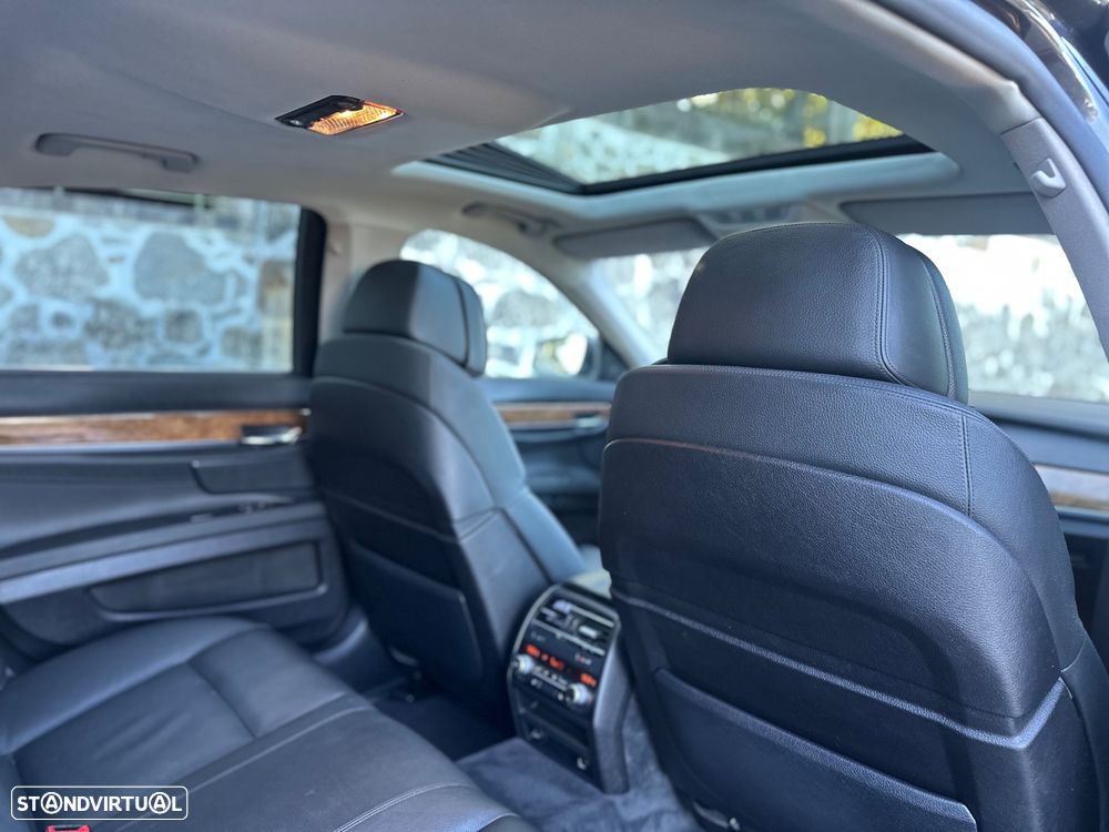 BMW 730 Ld - 34
