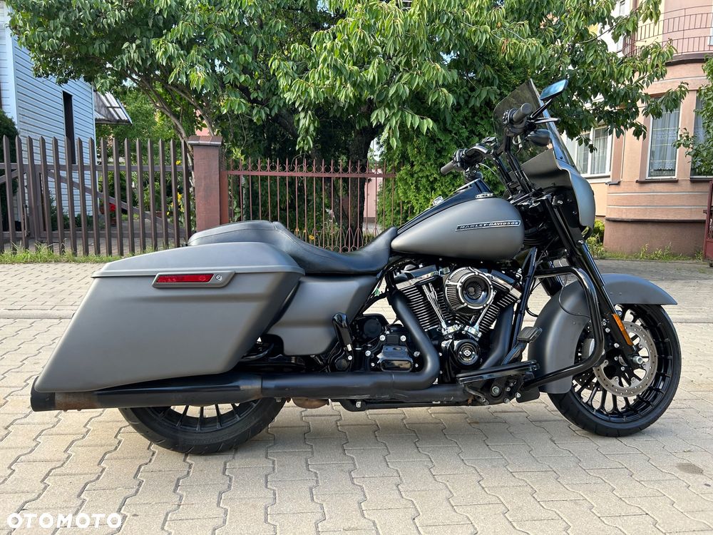 Harley-Davidson Touring Road King - 30