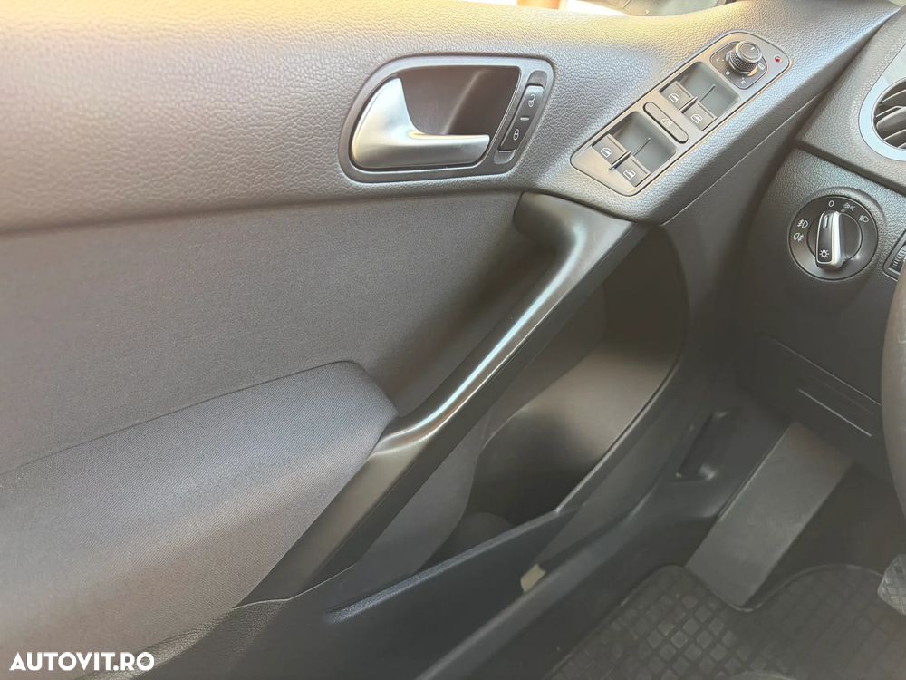 Volkswagen Tiguan 1.4 TSI Trendline - 30