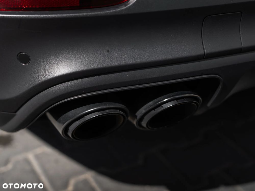 Porsche Cayenne Platinum Edition - 36