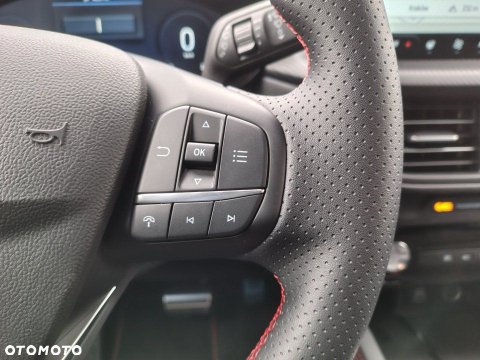 Ford Kuga - 13