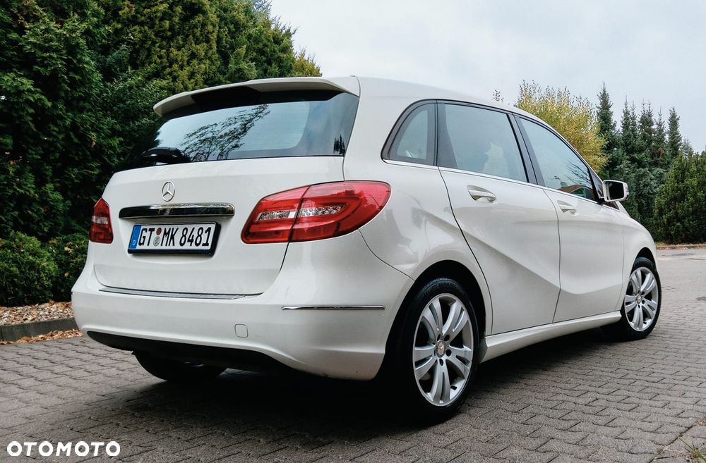 Mercedes-Benz B-Class 2012 photo 4