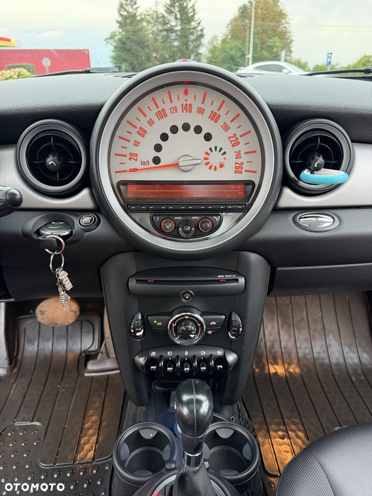 MINI Cooper - 7