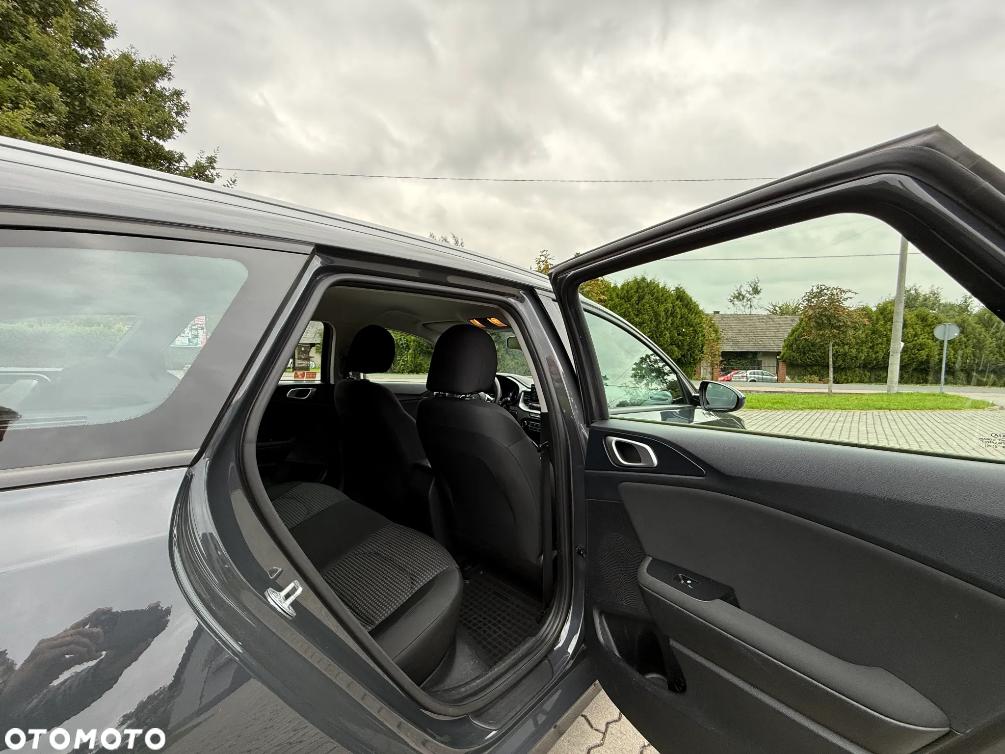 Kia Ceed 1.6 CRDi SCR M - 21