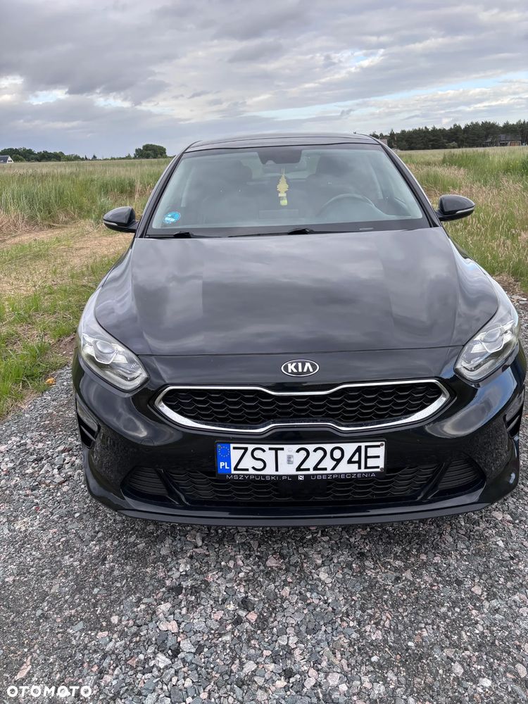 Kia Ceed - 4