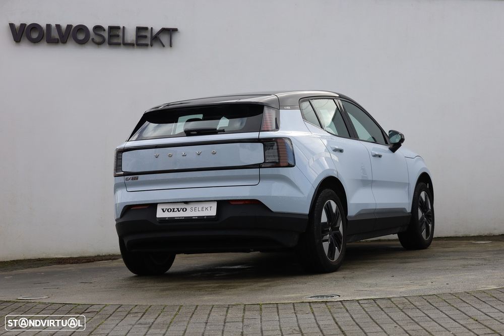 Volvo EX30 51 kWh Single Motor Plus - 36