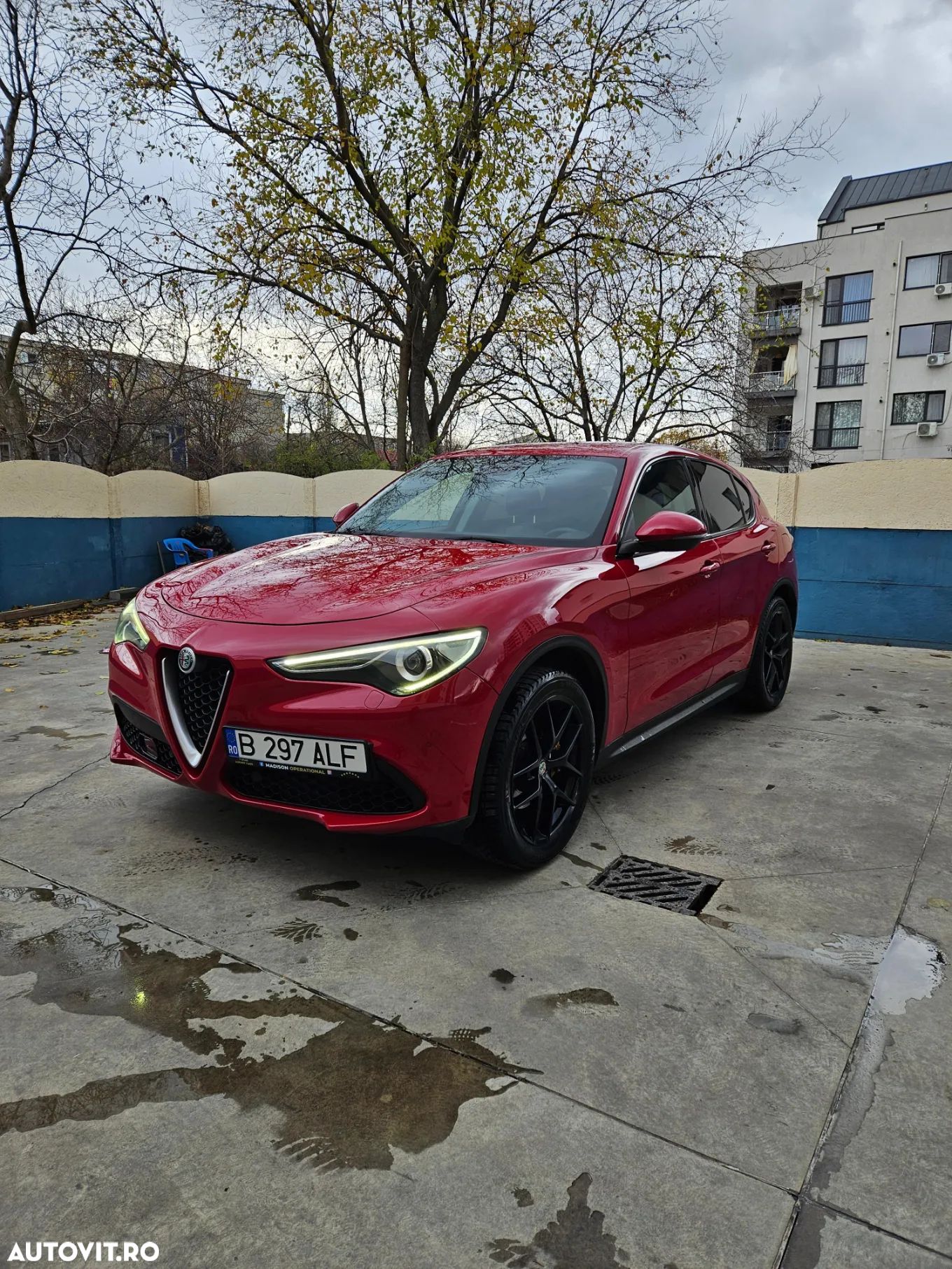 Alfa Romeo Stelvio - 1