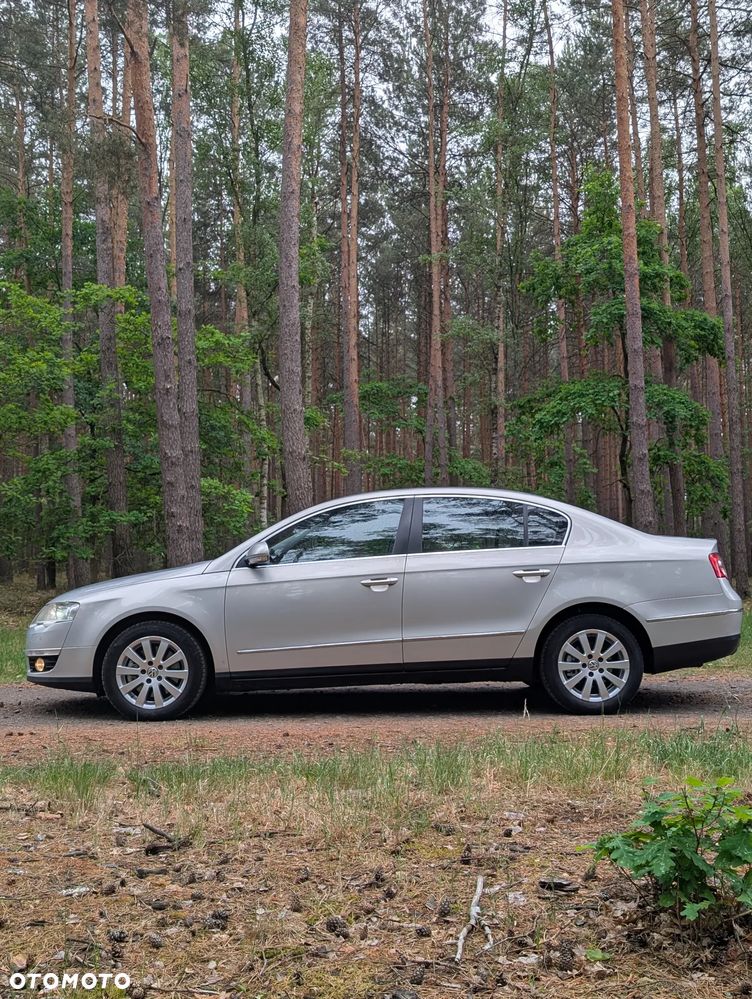 Volkswagen Passat 2.0 TDI DPF Comfortline - 1