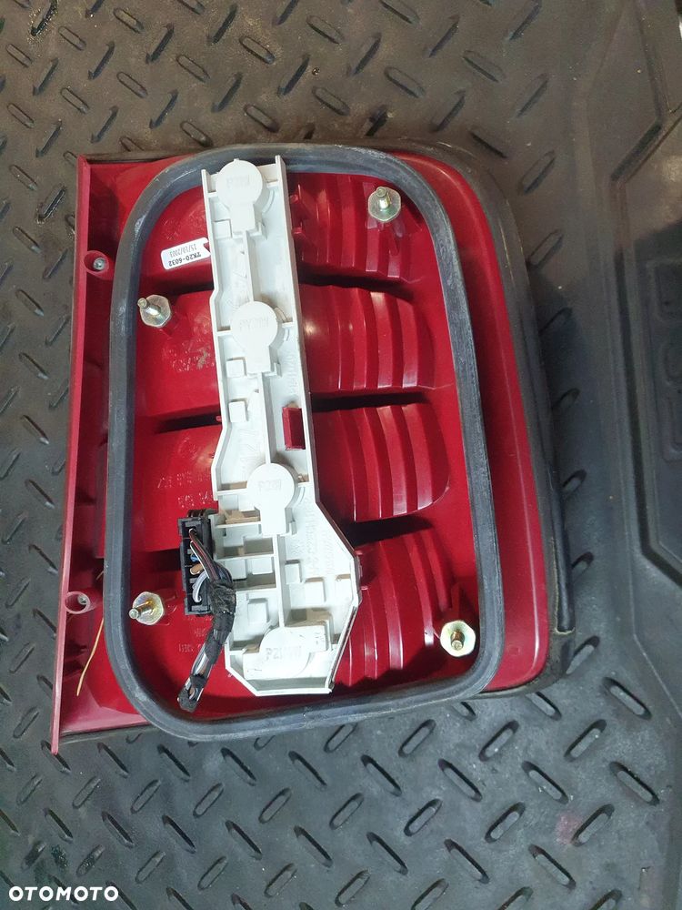 SKODA FABIA 1 I 6Y 99-04 KOMBI SEDAN LAMPA LEWA TYŁ TYLNA 6Y9945111B - 2