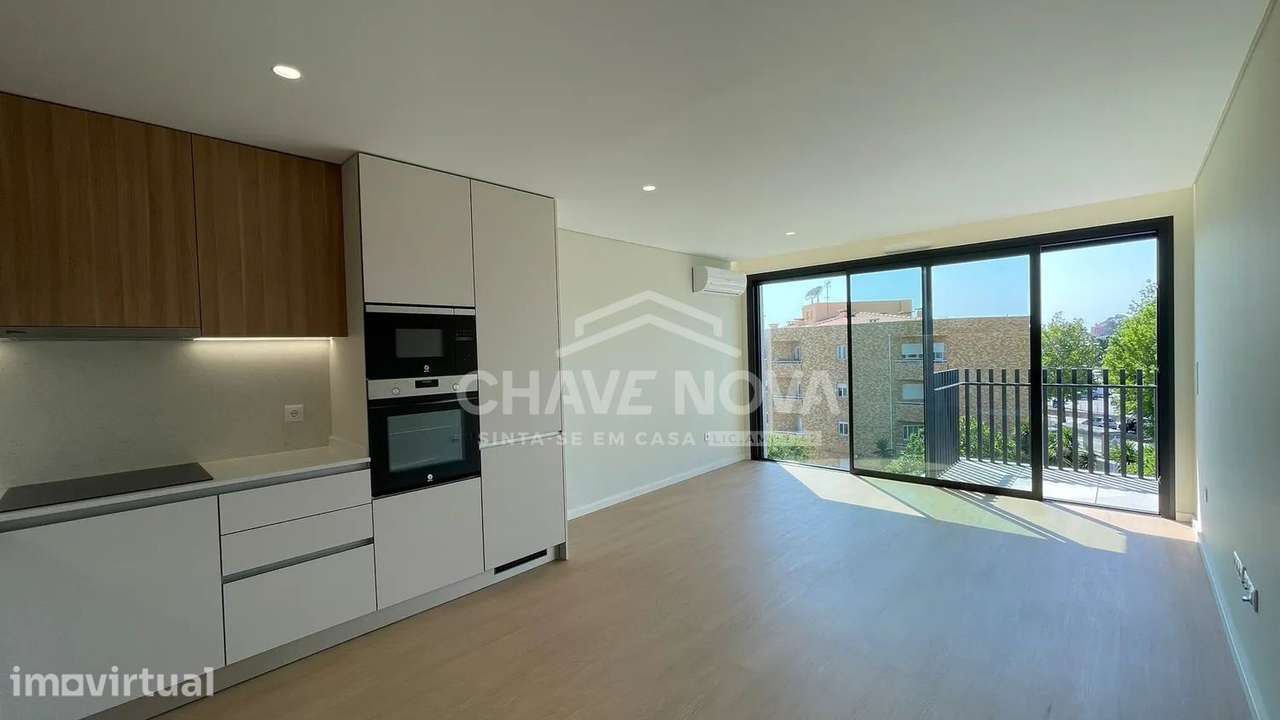 T2 Novo Moderno em Vilar do Paraíso Conforto e Qualidade-MAD/02045/MH - Grande imagem: 3/16