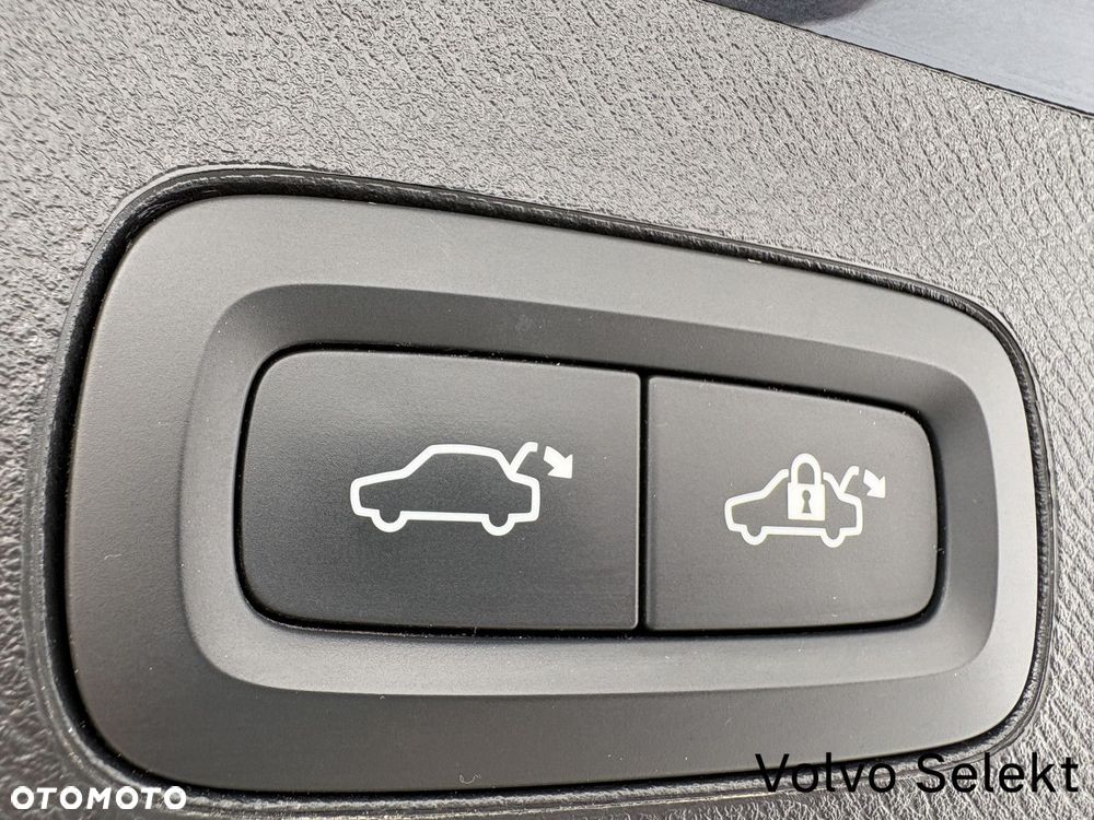Volvo XC 90 - 29