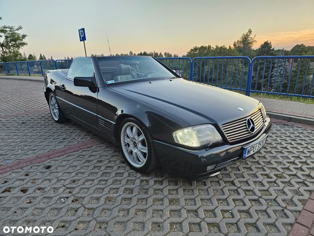 Mercedes-Benz SL - 1