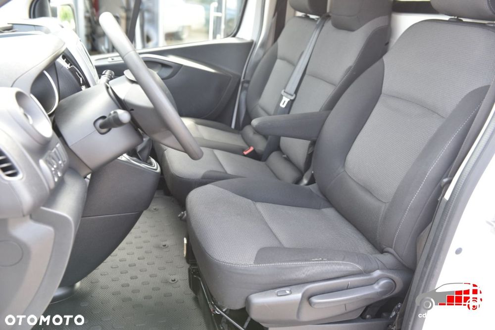 Renault Trafic - 17