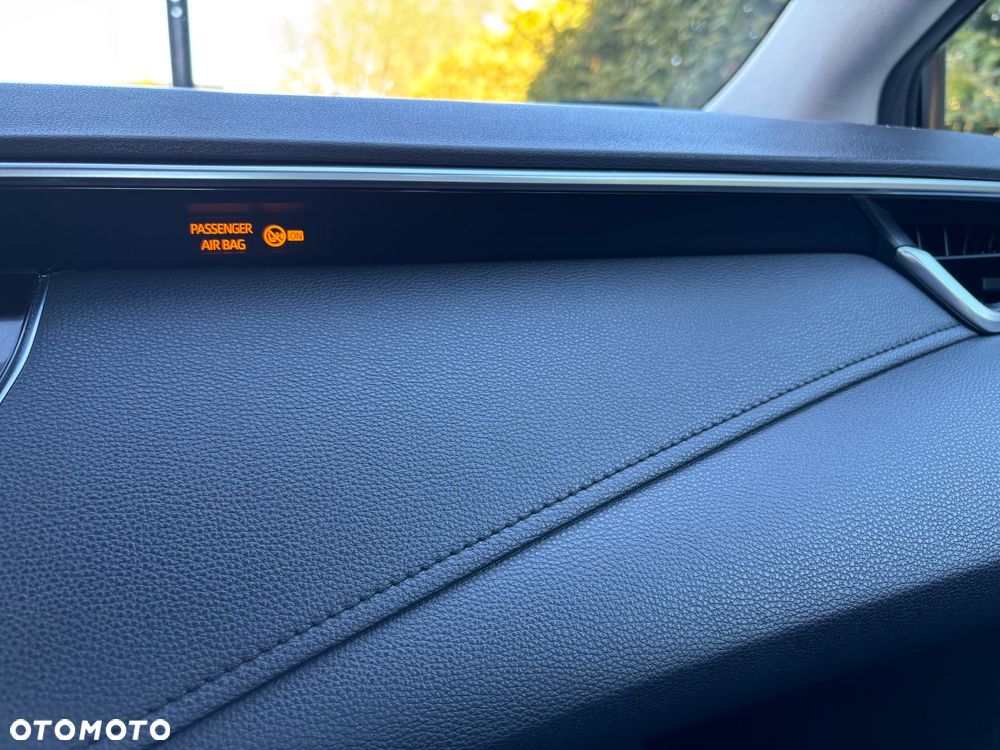 Toyota Corolla 1.6 Executive - 12
