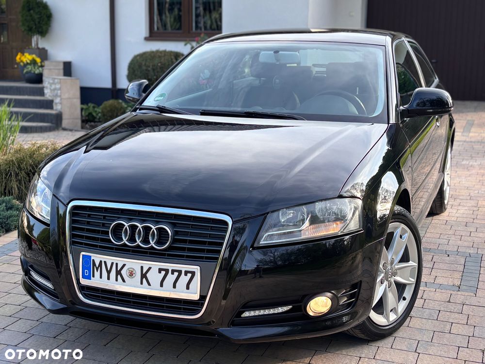 Audi A3 3-drzwiowe 1.6 Ambition - 3