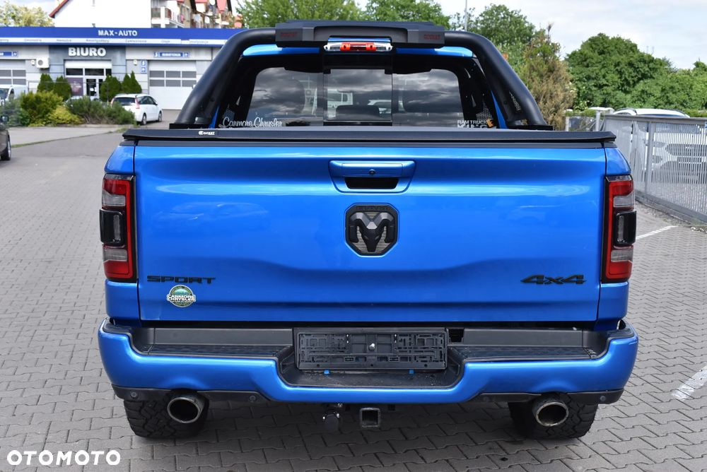 RAM 1500 Crew Cab Sport - 7