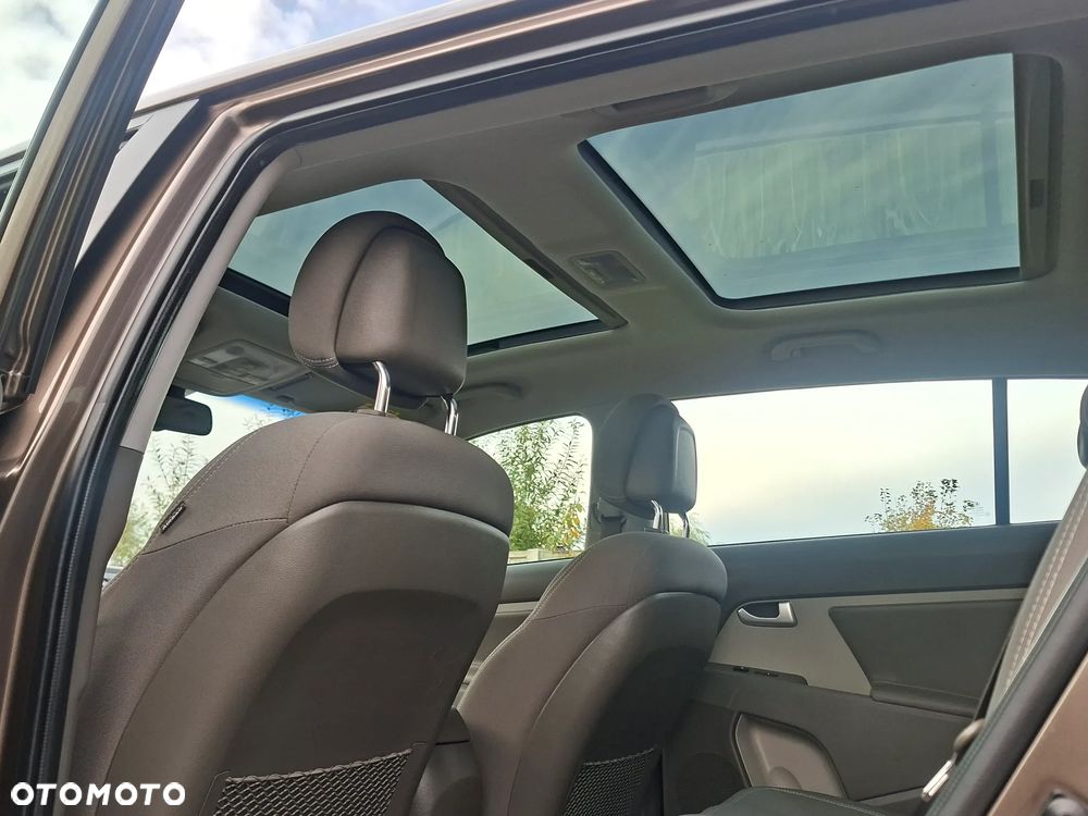 Kia Sportage - 12