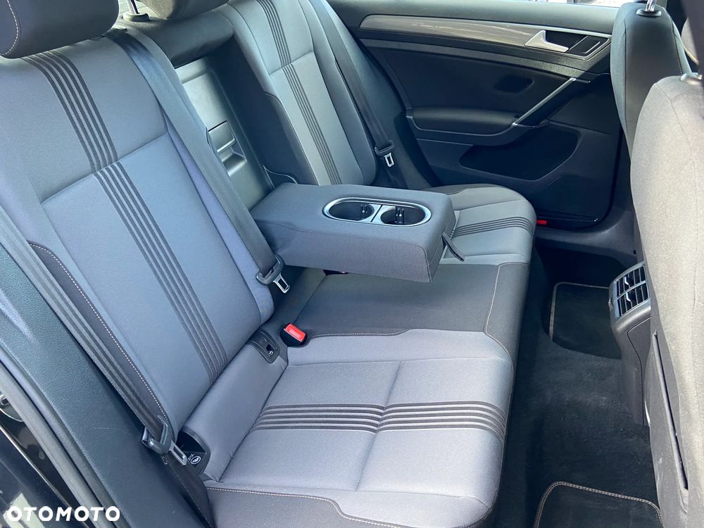 Volkswagen Golf 1.6 TDI BlueMotion Technology Allstar - 36