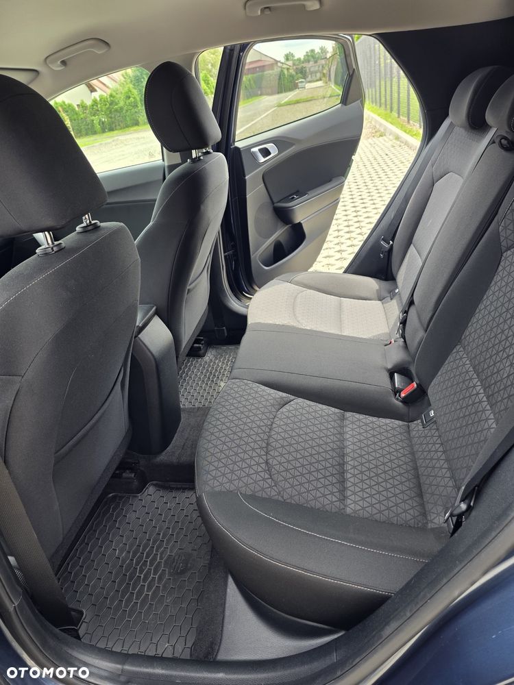 Kia XCeed 1.4 T-GDI M DCT - 12