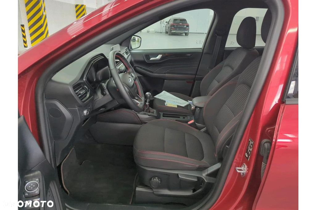 Ford Kuga - 5