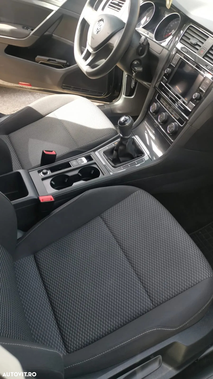 Volkswagen Golf 1.0 TSI Trendline - 17