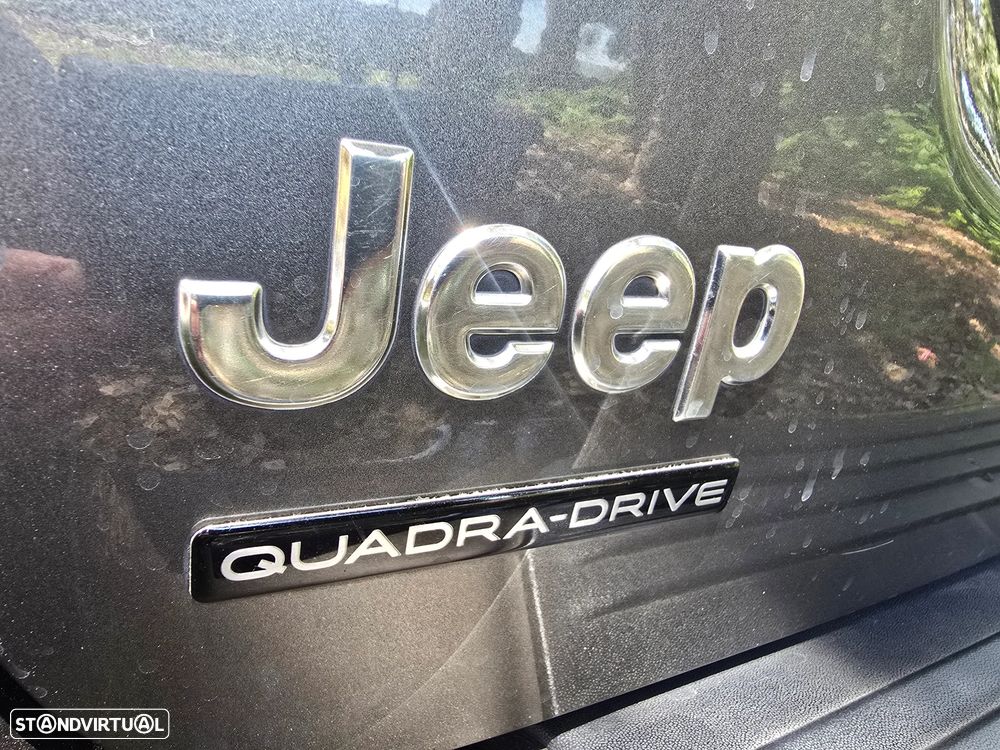 Jeep Grand Cherokee 3.1 TD Laredo - 50