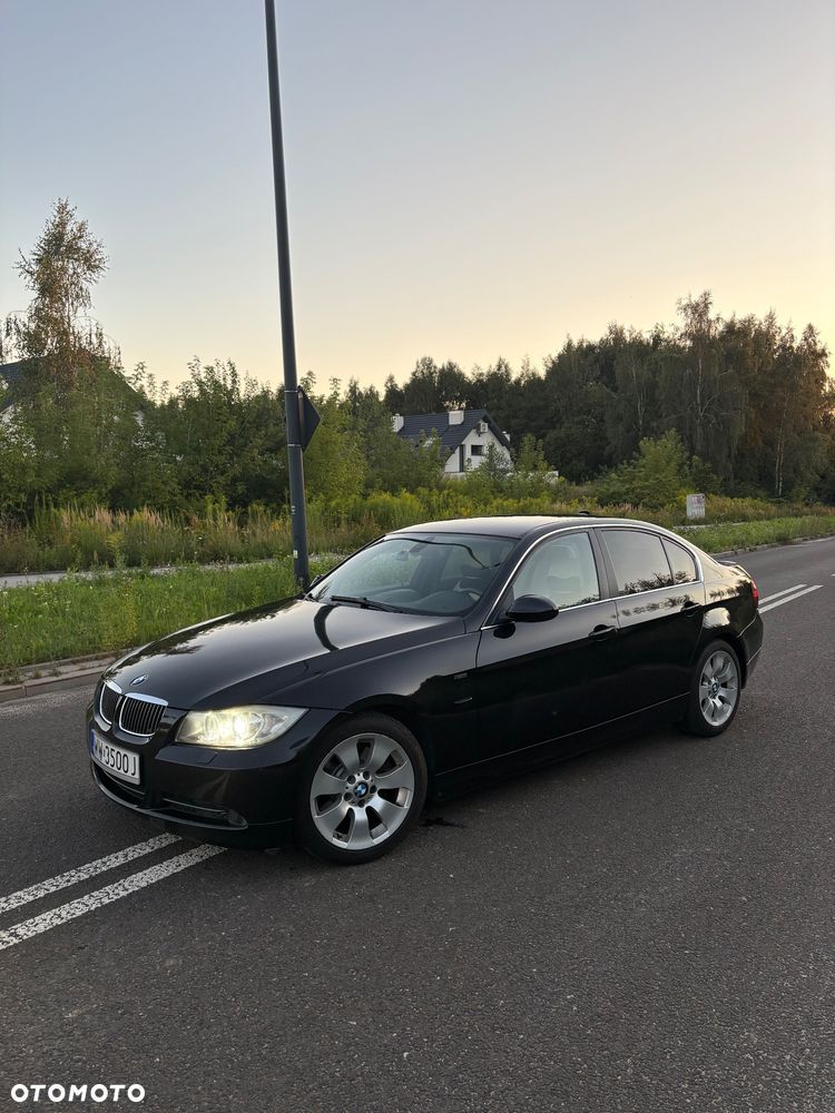 BMW Seria 3 330i - 4
