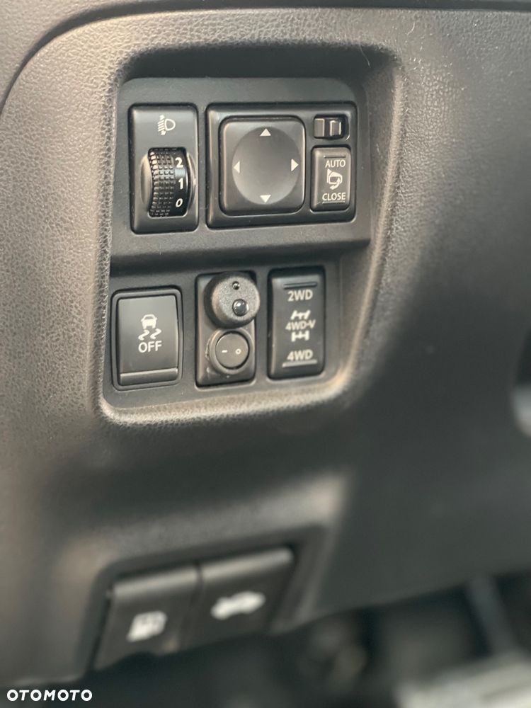 Nissan Juke 1.6 T Shiro 4x4 - 24