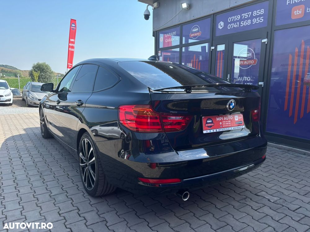 BMW Seria 3 318d Aut. Sport Line - 7
