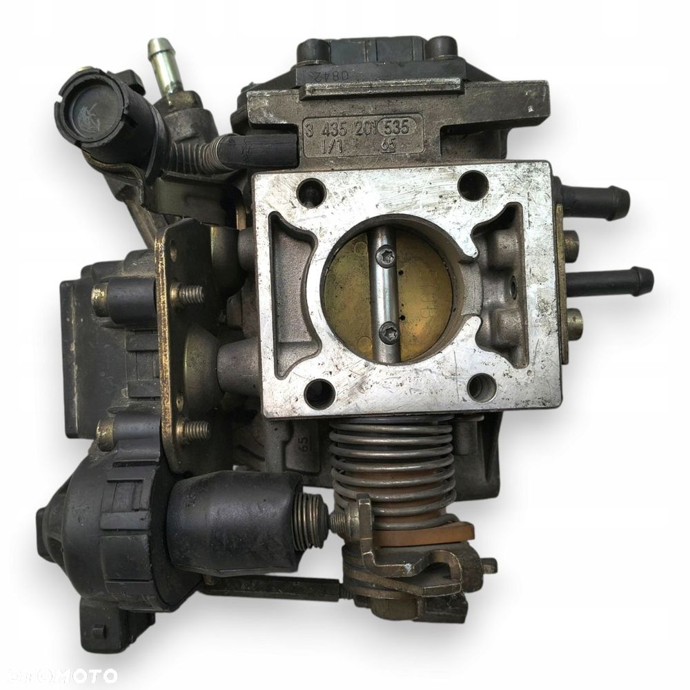 PRZEPUSTNICA WTRYSK VW Golf III Passat Audi 80 1.6 1.8 0132008600 Bosch - 9