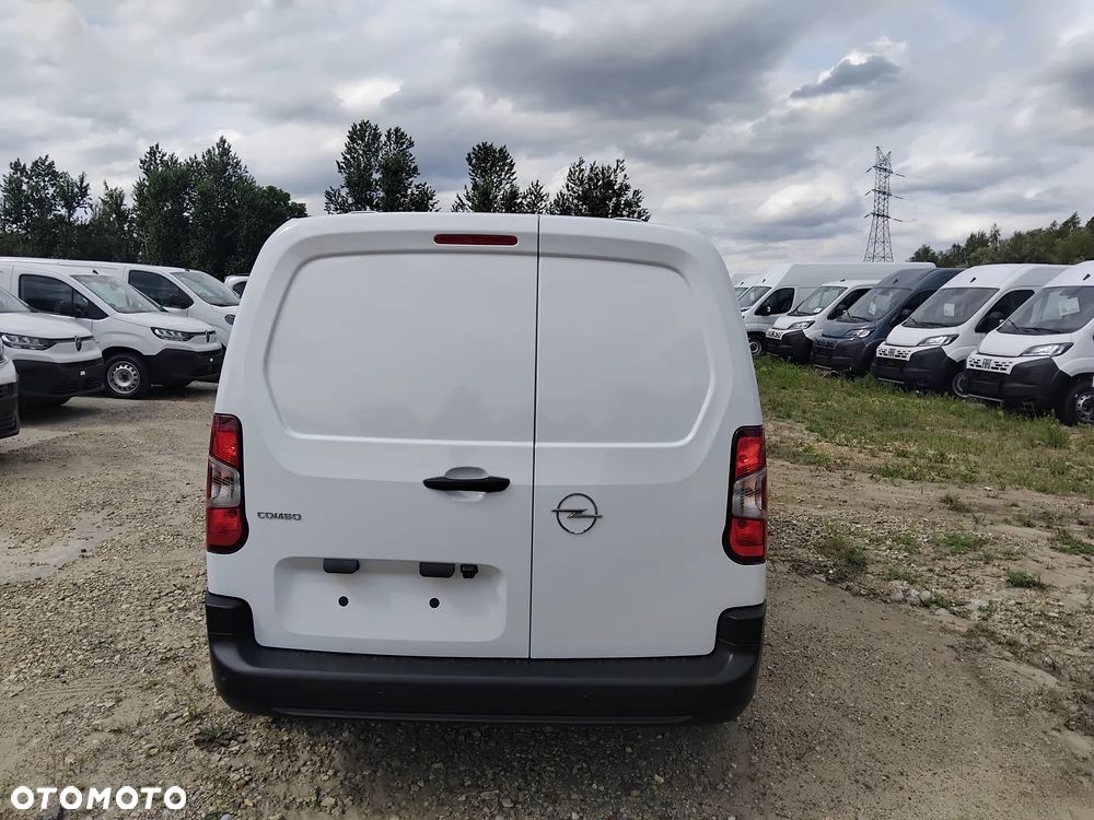 Opel Combo Cargo - 8
