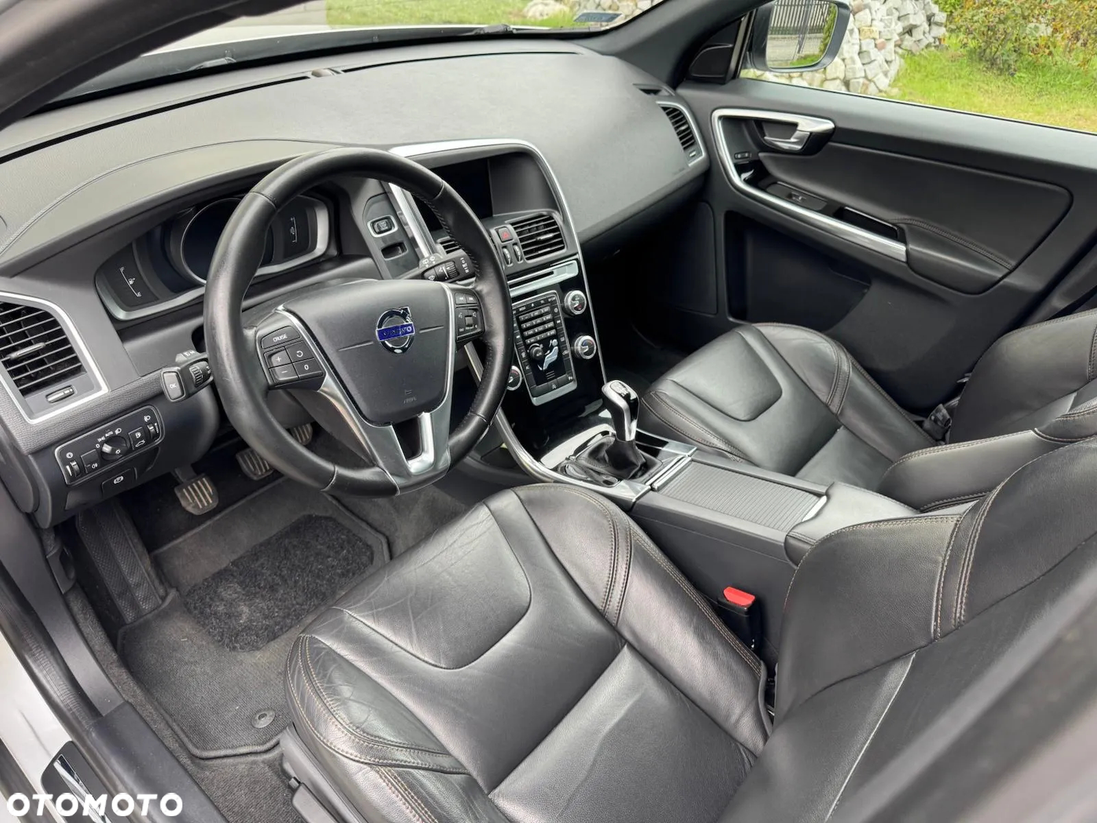 Volvo XC 60 D3 Momentum - 10