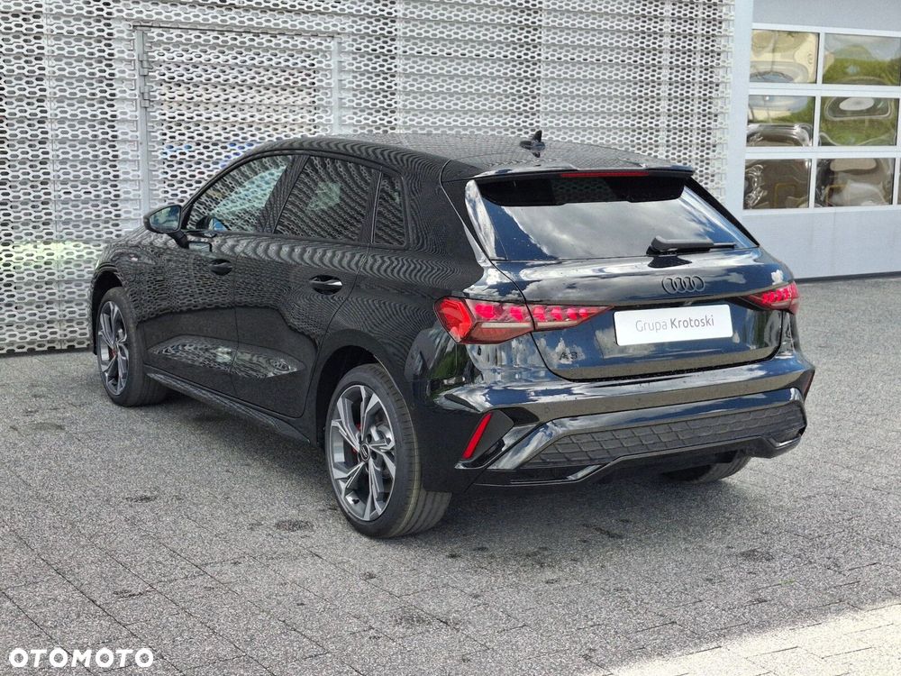 Audi A3 Sportback - 8