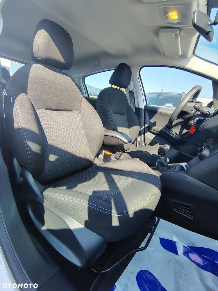 Peugeot 208 1.2 PureTech Active - 9