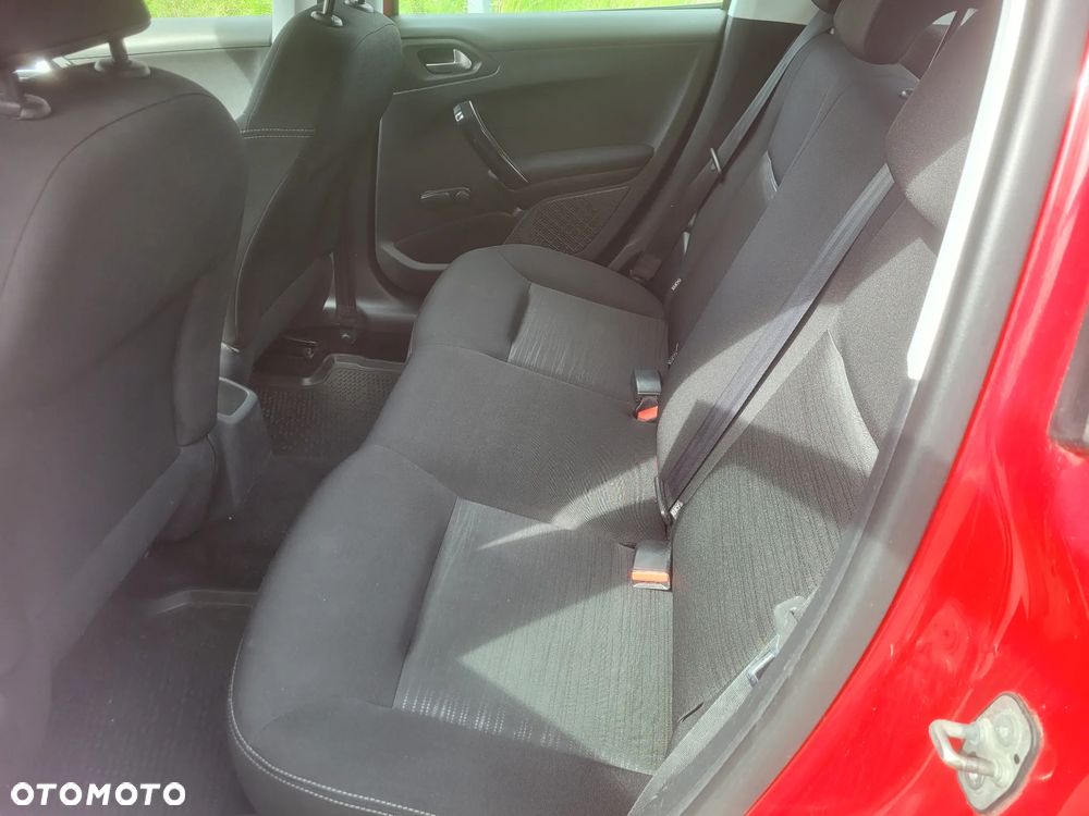 Peugeot 208 PureTech 68 Active - 8