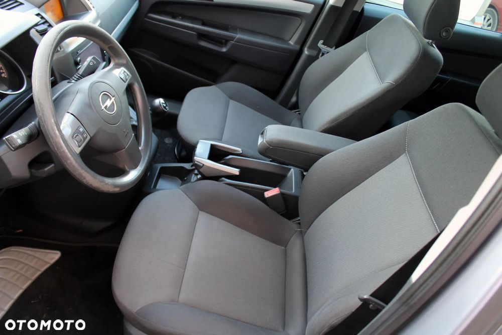 Opel Zafira 1.6 Elegance - 10
