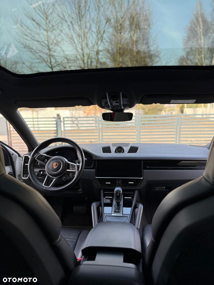 Porsche Cayenne E-Hybrid - 12