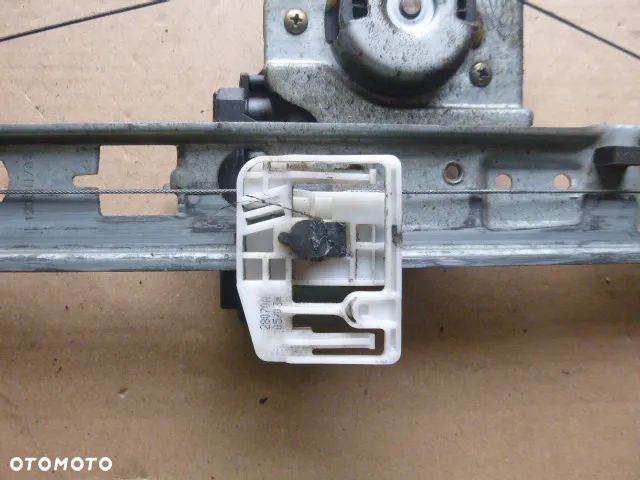 PODNOŚNIK SZYBY LEWY TYŁ LEWY TYLNY RENAULT MEGANE II HB 02-08 - 9