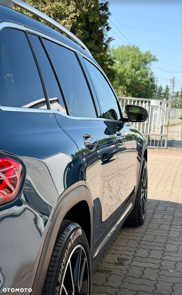 Mercedes-Benz GLB 250 8G-DCT Progressive - 4