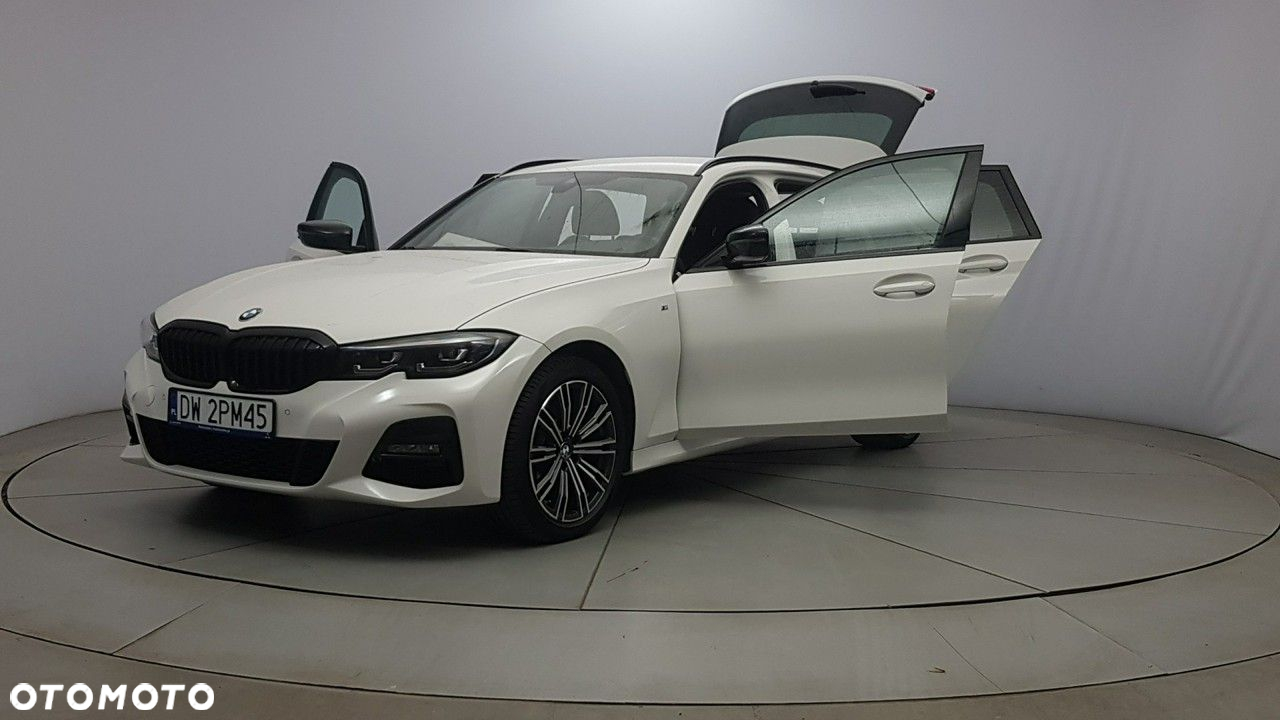 BMW Seria 3 - 10