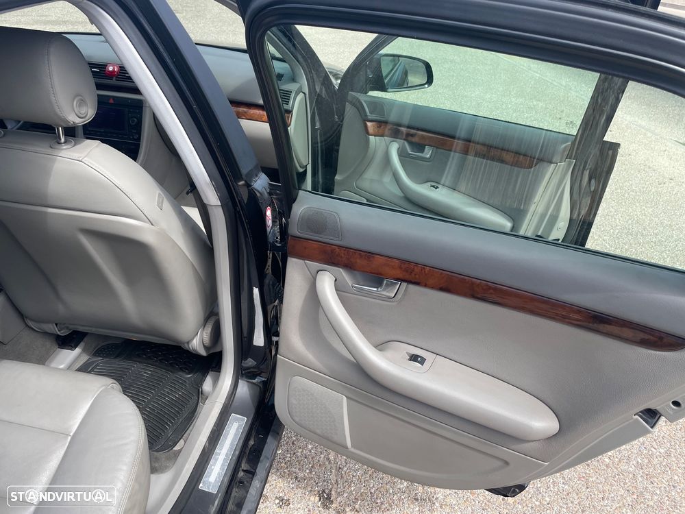 Audi A4 2.0 TDI - 6