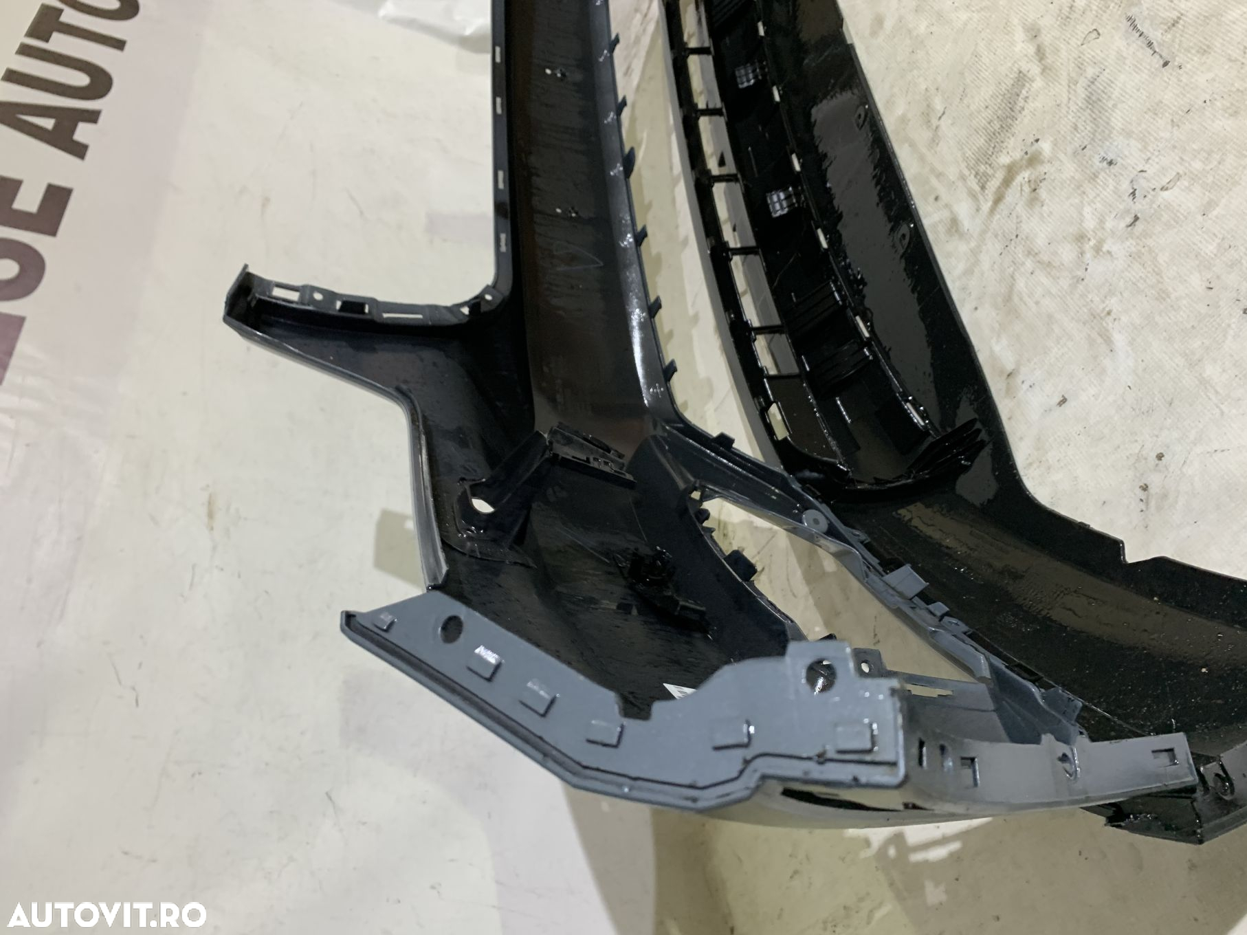 Bara fata Volvo XC40, 2018, 2019, 2020, 2021, 2022, 2023, cod origine OE 31449359, cu gauri pentru spalatori faruri. - 9